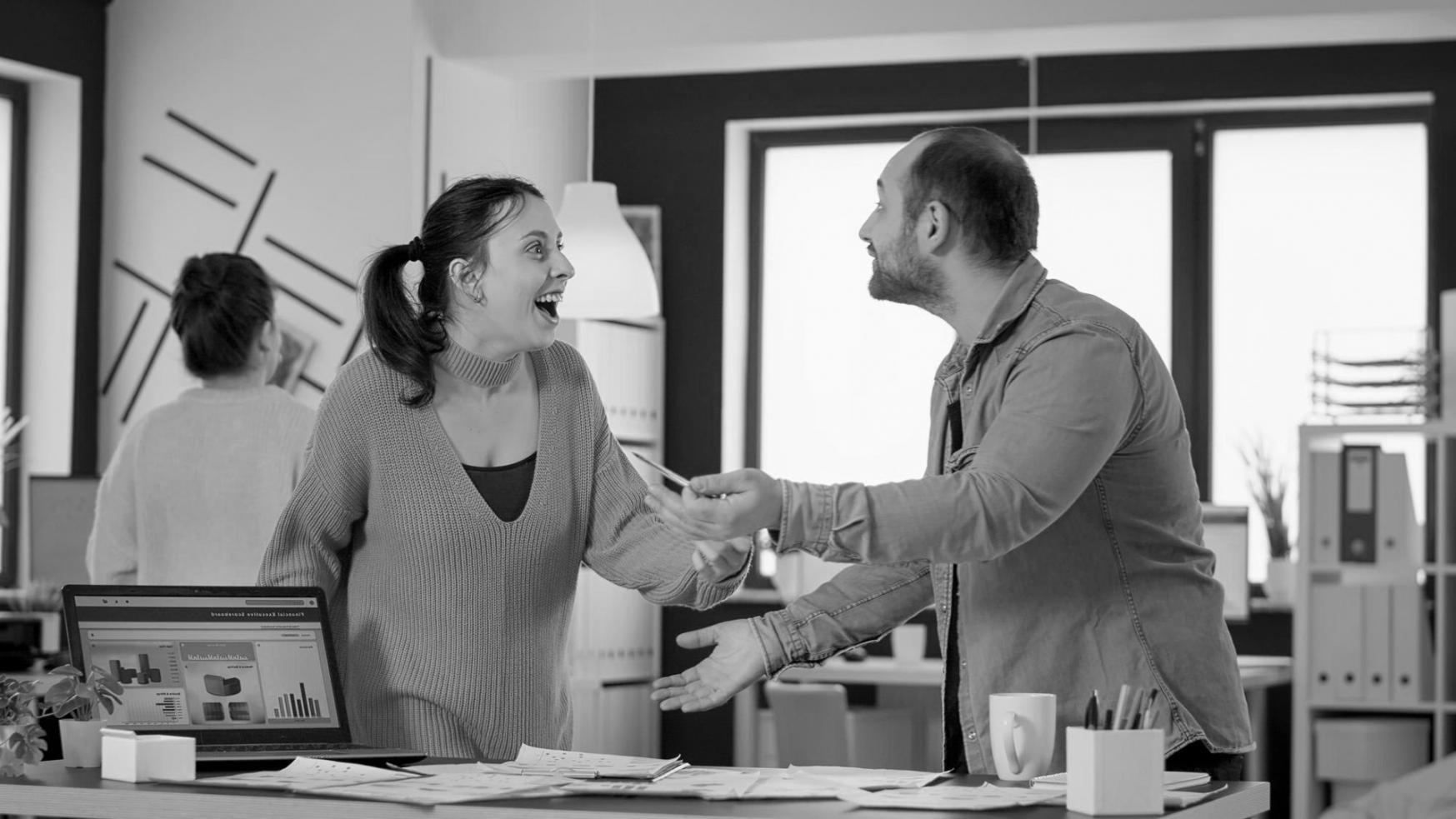 Participants en session de formation SEO local